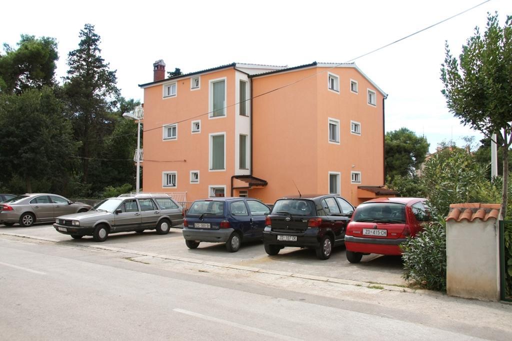 Apartments Ombla 자다르 객실 사진